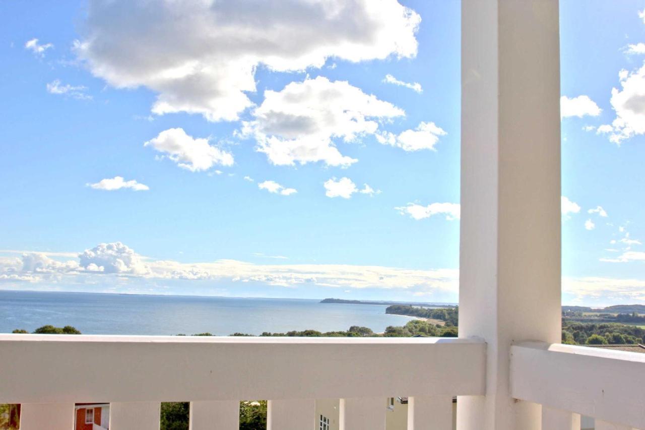 Mit Meerblick Und Balkon, Gratis Nutzung Vom Ahoi Erlebnisbad Und Sauna In Sellin - Meeresblick Fewo 14 Гёрен Экстерьер фото